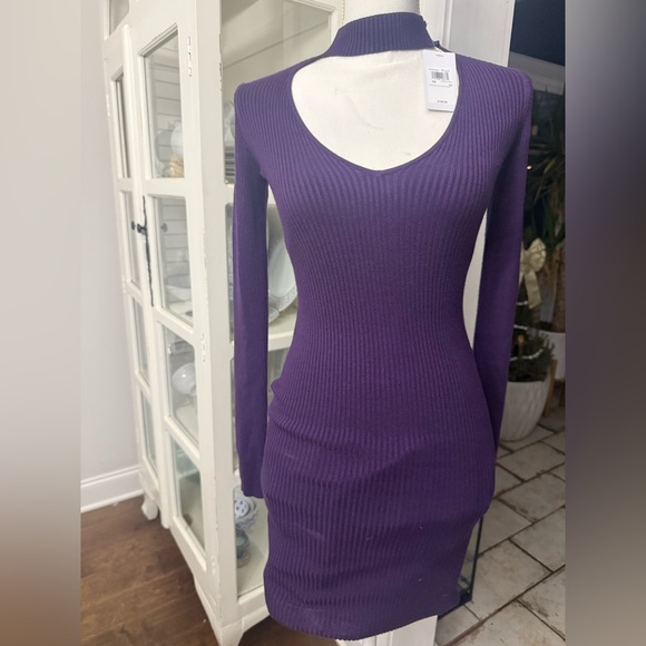 GUESS Women's Long Sleeve Teagan Cut Out Mock Neck Sweater Dress - Picture 9 of 11